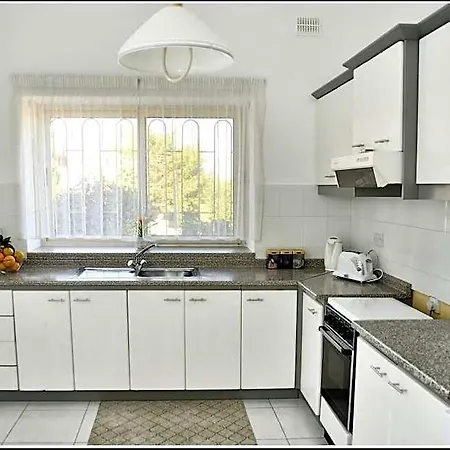 Lyss 2 Hotel Mellieha