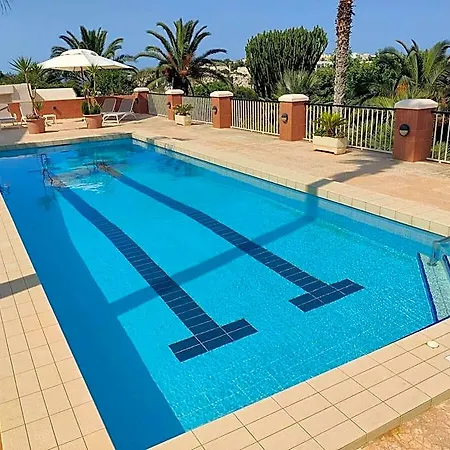 Lyss 2 Hotel 4*